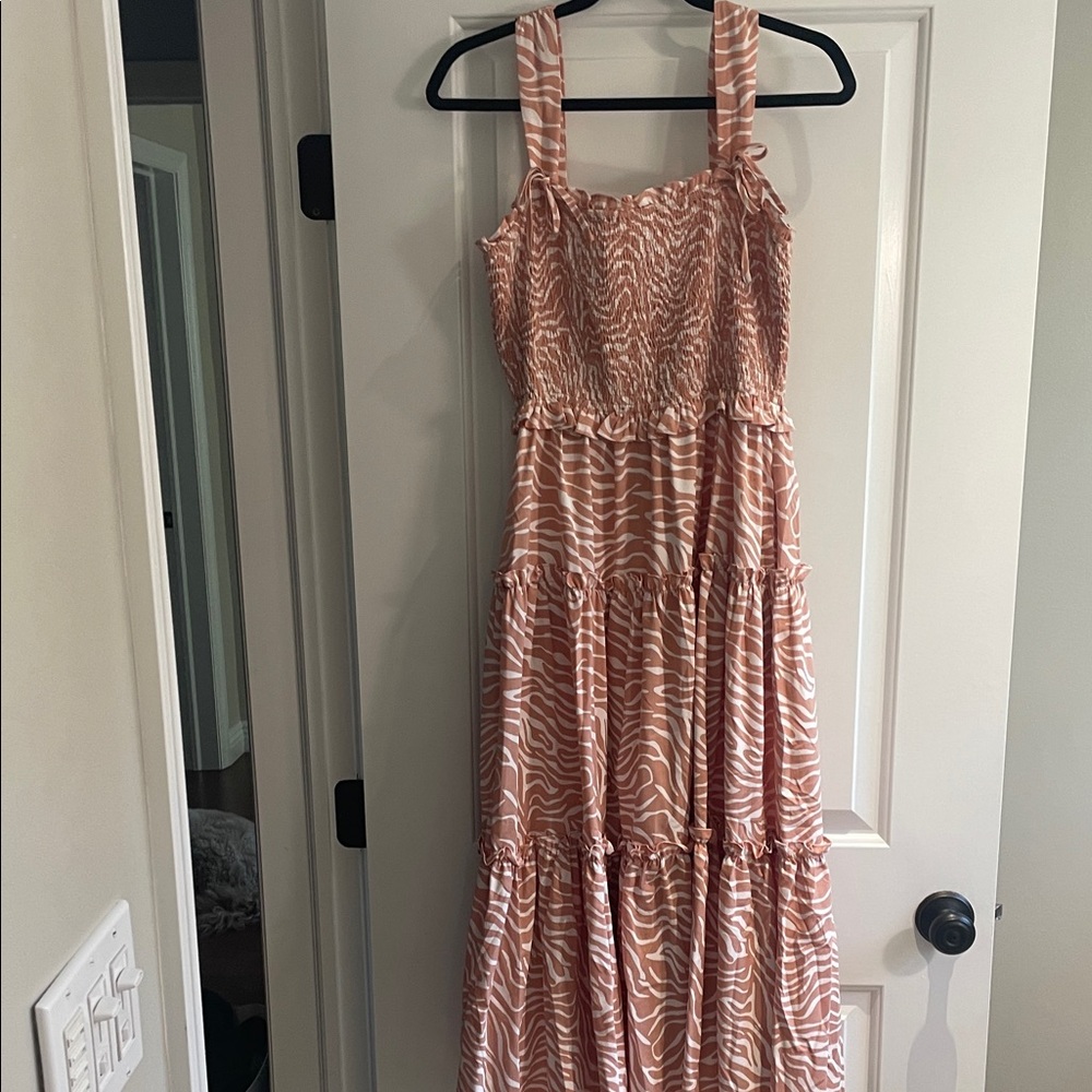pale Pink Zebra Print midi Dress